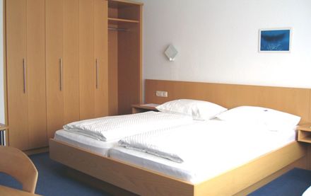 Zimmerbeispiel Hotel-Pension Sternen, Klaus 