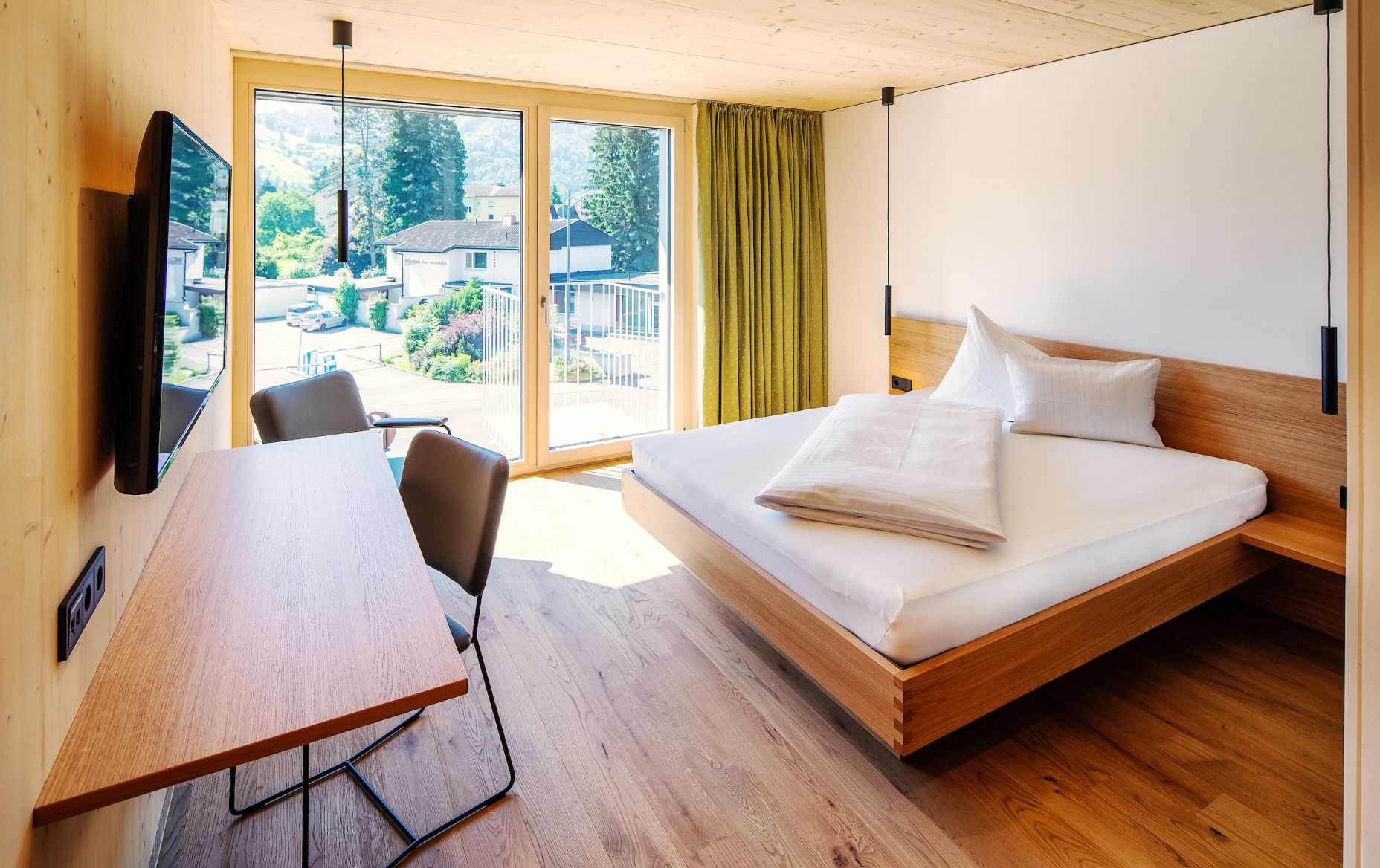 Queensize Zimmer Haus 1, Gruppenhotel Krone in Dornbirn