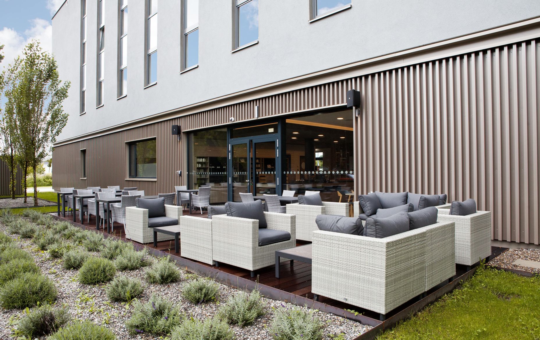 Terrasse Holiday Inn Express Lustenau Gruppenhotel