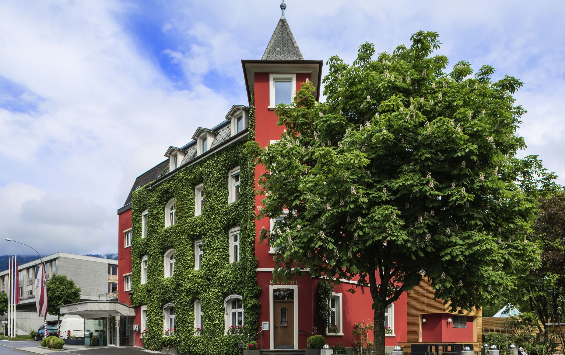 Aussenansicht Gruppenhotel Schwärzler, Bregenz 