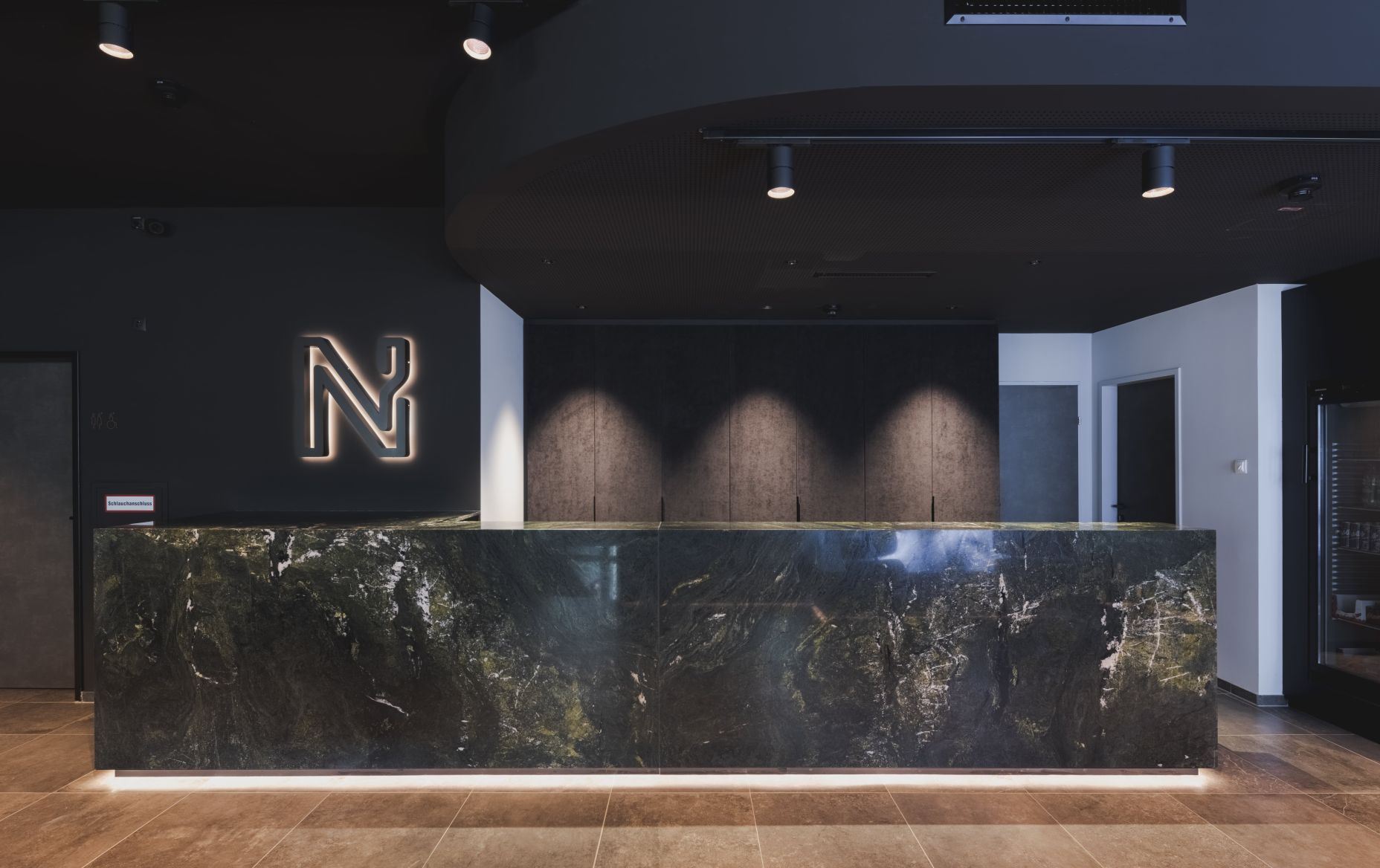 Rezeption im Gruppenhotel NIGHT INN in Feldkirch