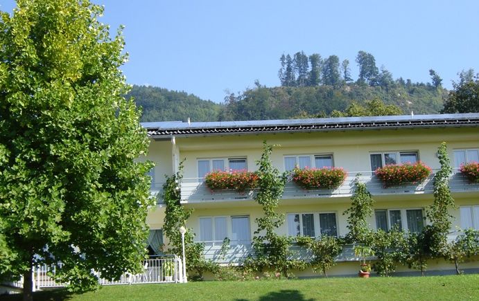 Seitenansicht Hotel Pension Sternen 