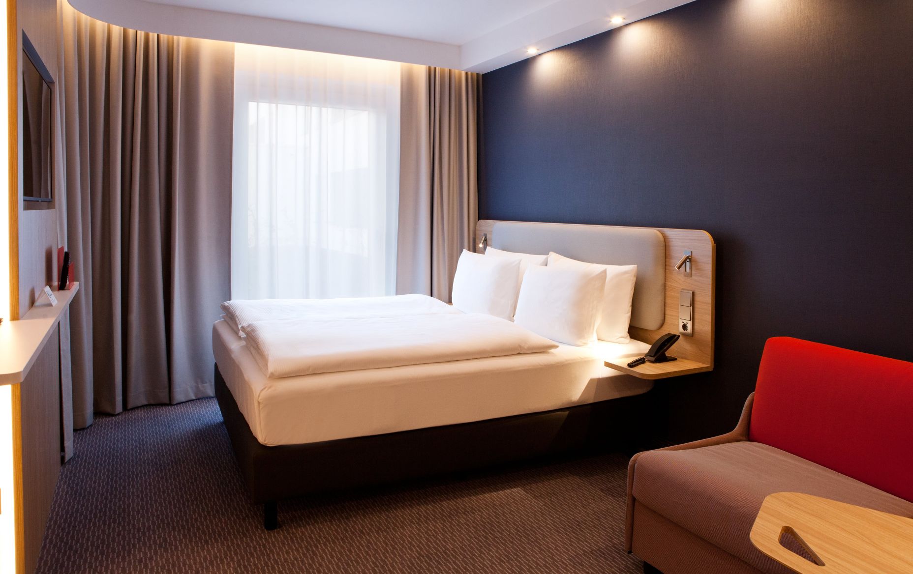 Doppelzimmer Gruppenhotel Holiday Inn Express Lustenau
