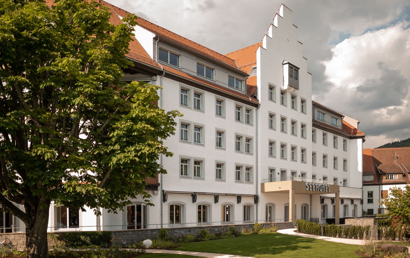 Seehotel am Kaiserstrand Lochau, Außenansich © Patrick Schwienbacher PHOTOGRAPHY