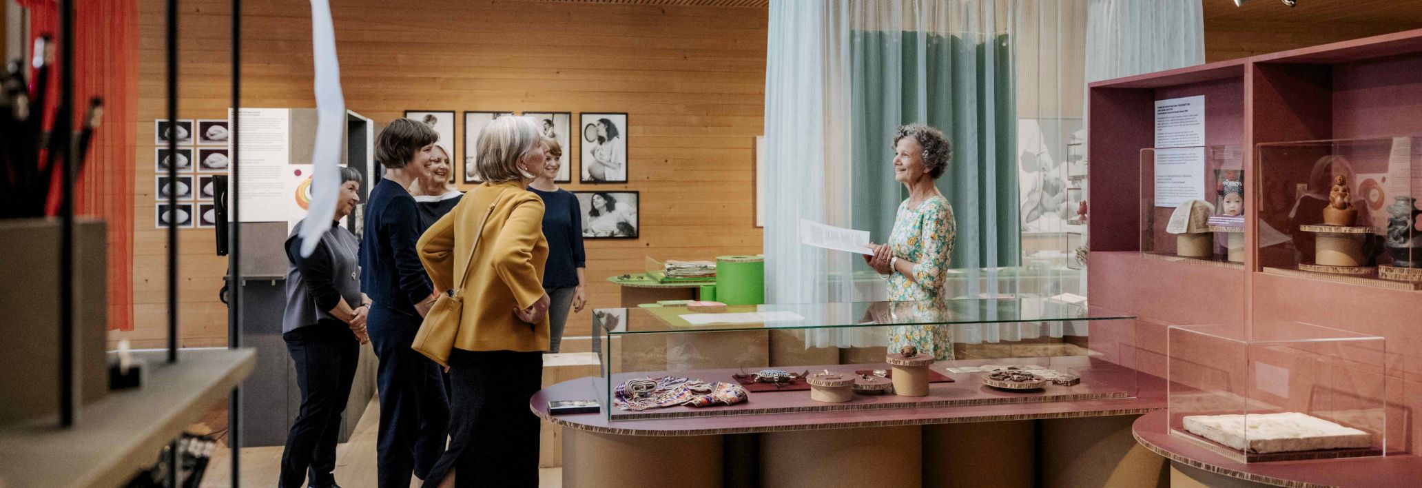 Gruppenführung im Frauenmuseum Hittisau Gruppenführung im Frauenmuseum Hittisau