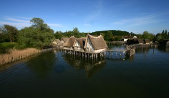 Häuser Pfahlbaumuseum, Unteruhldingen Häuser Pfahlbaumuseum, Unteruhldingen