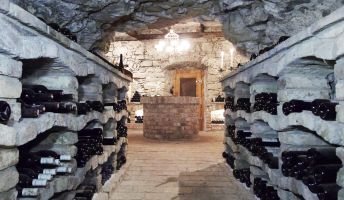 Weinkeller Burgrestaurant Gebhardsberg Weinkeller Burgrestaurant Gebhardsberg