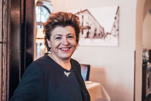 Gastgeberin Andrea Kinz, Gruppenhotel Weisses Kreuz in Bregenz