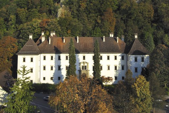 Luftbild Palast Hohenems Luftbild Palast Hohenems