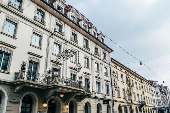 Aussenansicht, Gruppenhotel Weisses Kreuz in Bregenz Aussenansicht, Gruppenhotel Weisses Kreuz in Bregenz