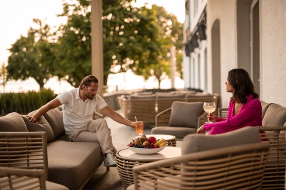 Seehotel am Kaiserstrand Lochau, Terrasse © Patrick Schwienbacher PHOTOGRAPHY Seehotel am Kaiserstrand Lochau, Terrasse © Patrick Schwienbacher PHOTOGRAPHY
