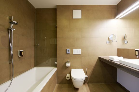 Badezimmer Hotel Sternen, Wolfurt  Badezimmer Hotel Sternen, Wolfurt