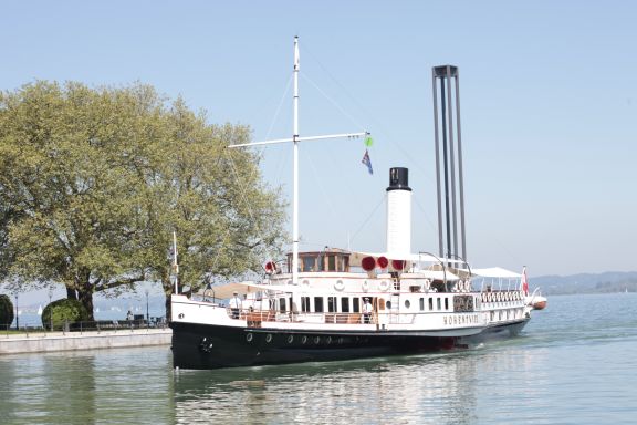 Bodenseeschifffahrt Hohentwiel im Hafen Bregenz Bodenseeschifffahrt Hohentwiel im Hafen Bregenz