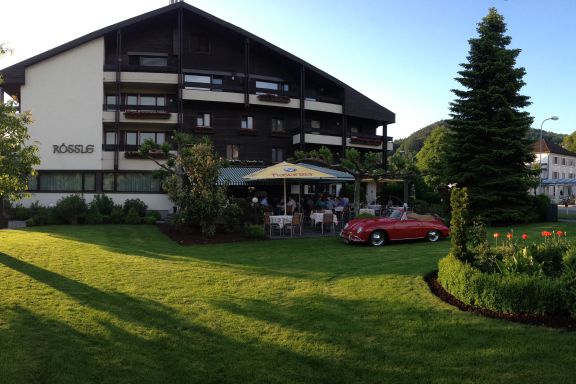 Gruppenhotel Rössle, Röthis  Gruppenhotel Rössle, Röthis