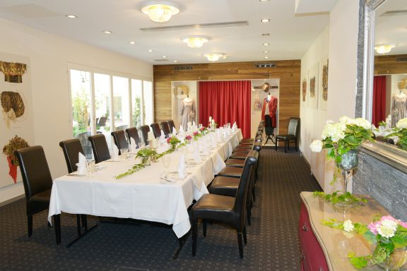 Restaurant, Gruppenhotel Weisses Kreuz in Bregenz