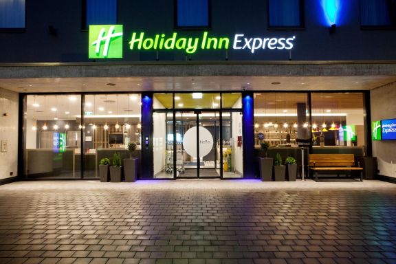 Eingang Gruppenhotel Holiday Inn Express Lustenau Eingang Gruppenhotel Holiday Inn Express Lustenau
