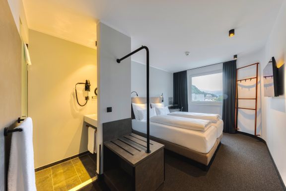 Doppelzimmer im Gruppenhotel NIGHT INN in Feldkirch Doppelzimmer im Gruppenhotel NIGHT INN in Feldkirch