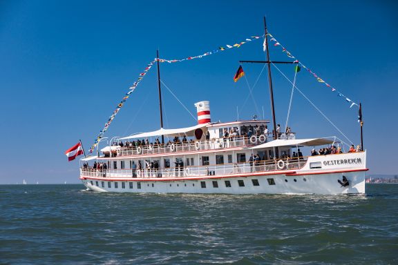 Bodenseeschifffahrt MS Österreich, Hard 