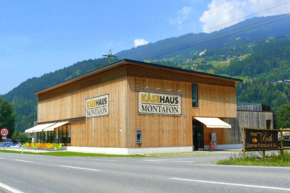 Aussenansicht Käsehaus Montafon in Schruns Aussenansicht Käsehaus Montafon in Schruns