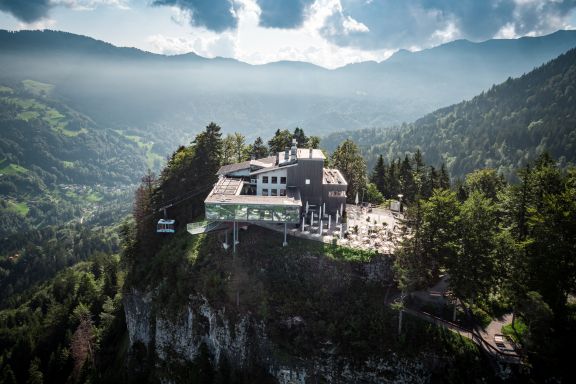 Luftaufnahme von der Karren Bergsation in Dornbirn