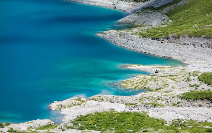 Fischen am Lünersee im Brandnertal 