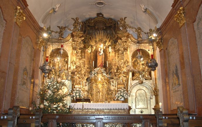 Altar in der Basilika Rankweil Altar in der Basilika Rankweil