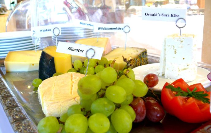 Käseplatte im Käsehaus Montafon in Schruns Käseplatte im Käsehaus Montafon in Schruns