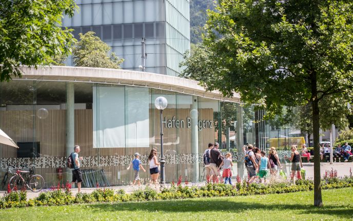 Hafen Bregenz Café Die Welle 