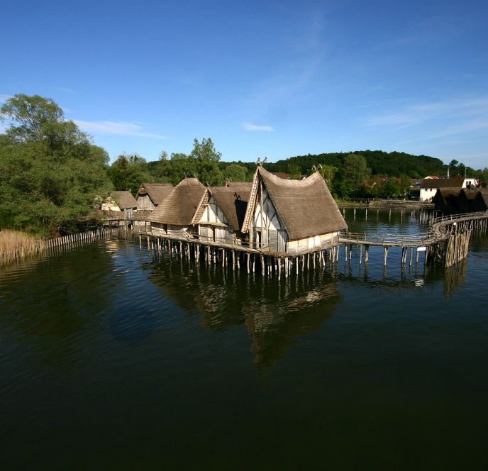 Häuser Pfahlbaumuseum, Unteruhldingen Häuser Pfahlbaumuseum, Unteruhldingen