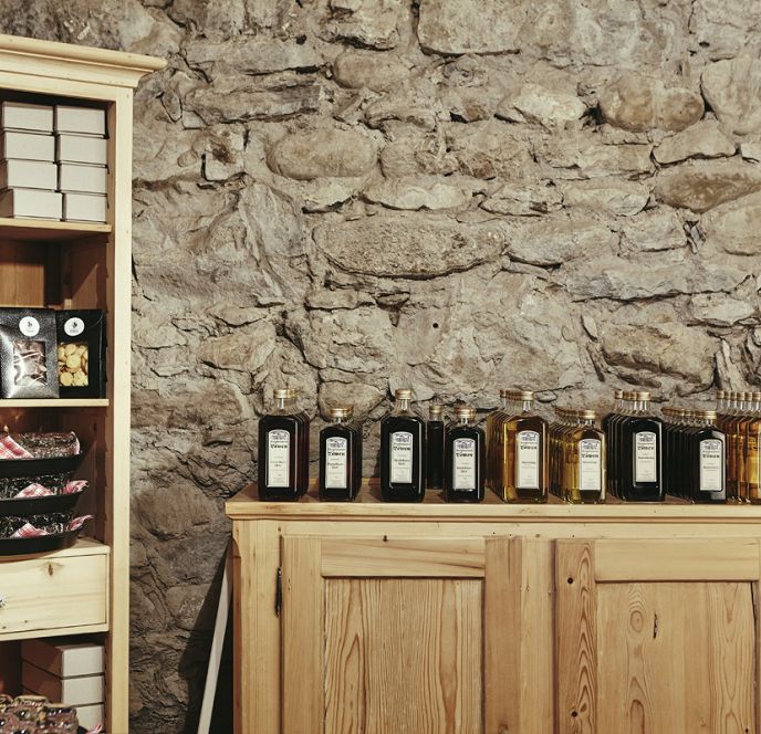 Laden Bergbrennerei Löwen in Au